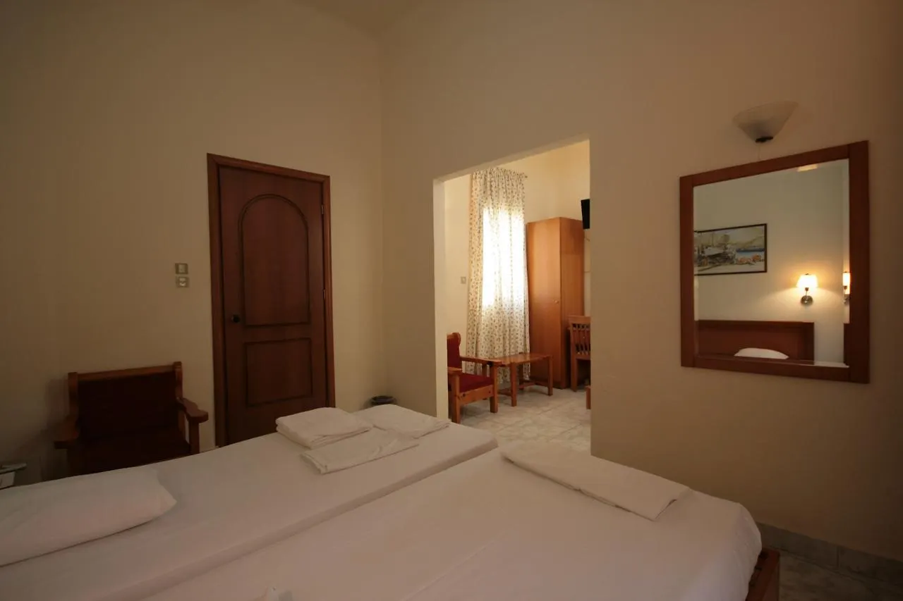 Lena Hotel 2*, Heraklion (Crete)